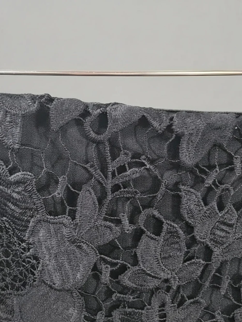 Women's Navy Floral Lace Pencil Skirt